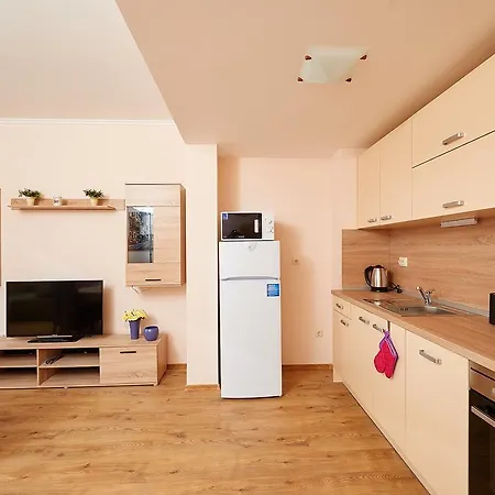 Pomorie Seafront Apartments * Pomorie