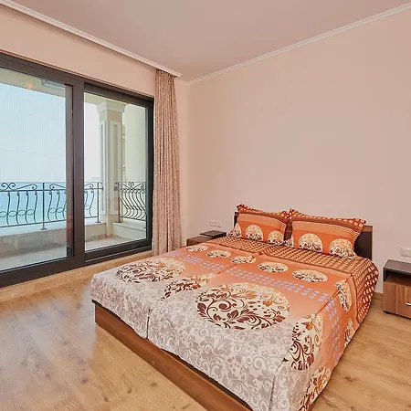 Apartment Pomorie Seafront Apartments