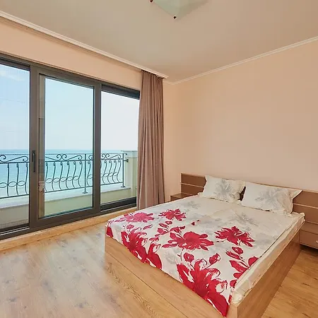 Pomorie Seafront Apartments * Pomorie