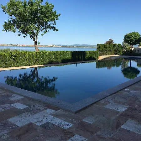 Apartment Pomorie Seafront Apartments