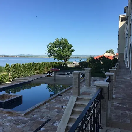 Apartment Pomorie Seafront Apartments *