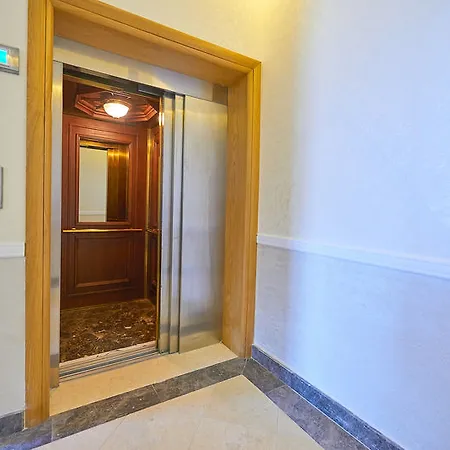 Pomorie Seafront Apartments Apartment