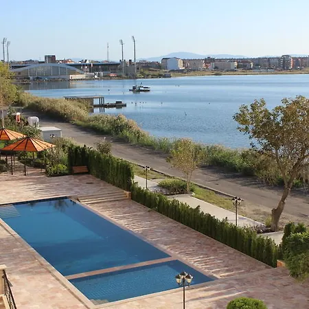 Pomorie Seafront Apartments *