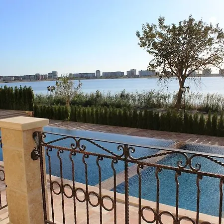 Pomorie Seafront Apartments Apartment *